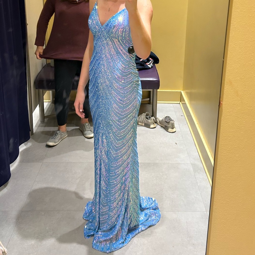 windsor size small prom dress
